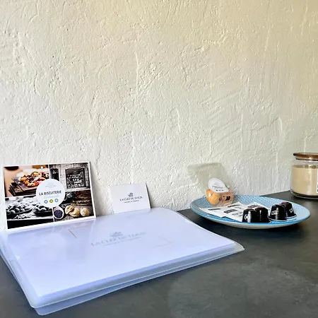 Lumineux A 10 Min De Marche Du Centre Apartment Angouleme