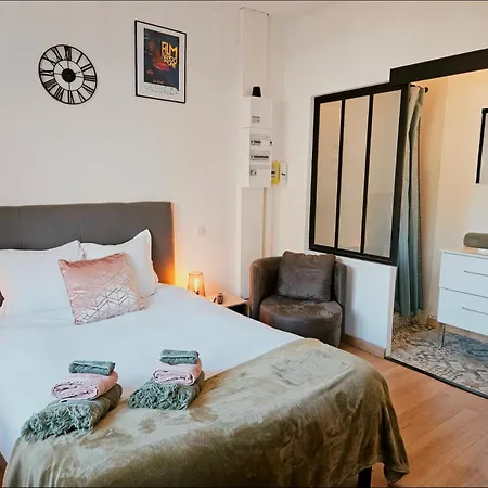 Appartement Lumineux à 10 Min De Marche Du Centre *