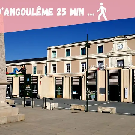 Lumineux à 10 Min De Marche Du Centre Appartement