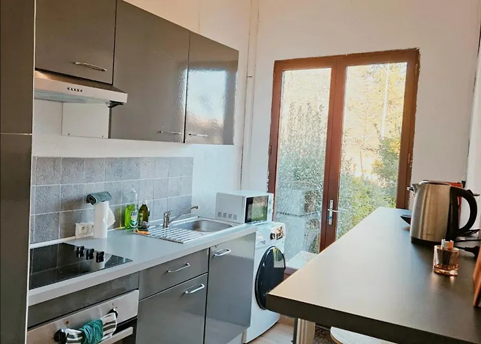 Lumineux Proche Du Centre Angouleme